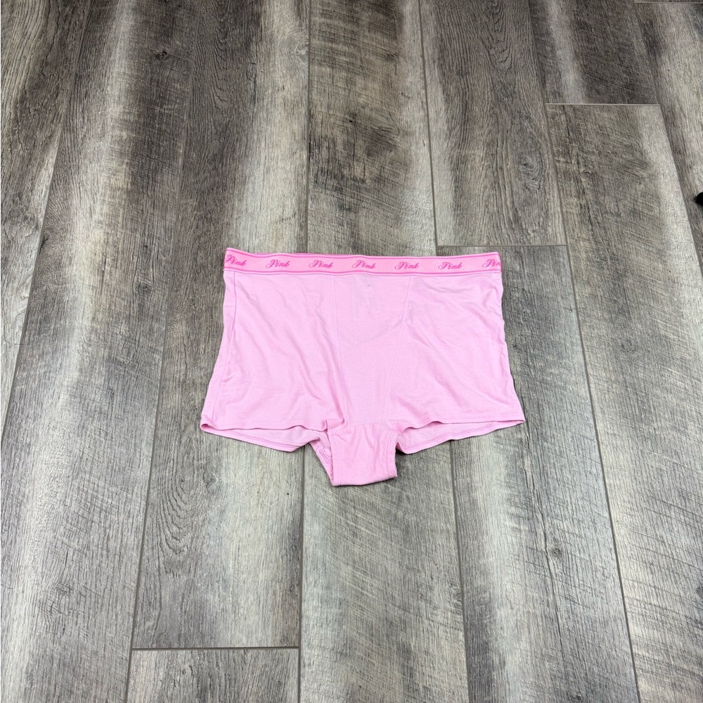 VS Pink Boyshort/Boxer‎ Underwear
